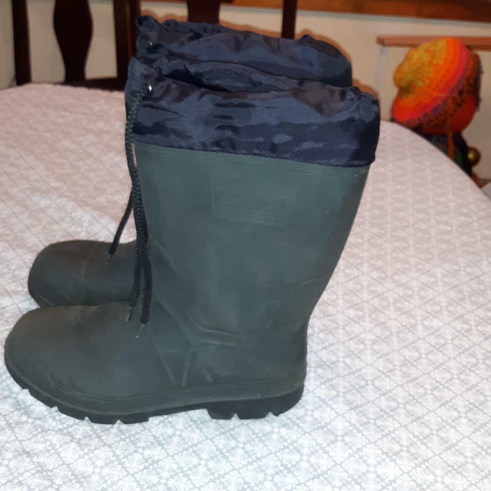Kamik Mens Hunter Snow Boot Waterproof Green US7 M